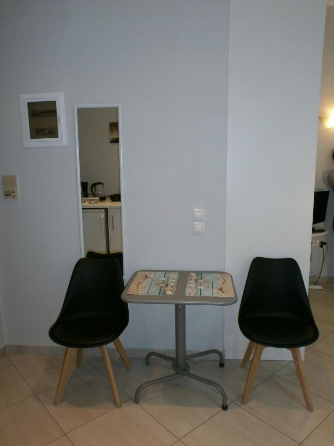 The Island Apartment Atena Exterior foto
